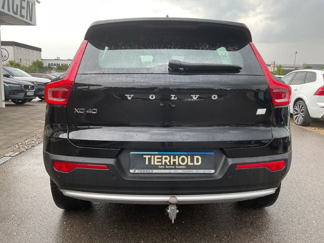 Volvo  T4 Core Plug-In 2WD AHK 360° Navi Keyless