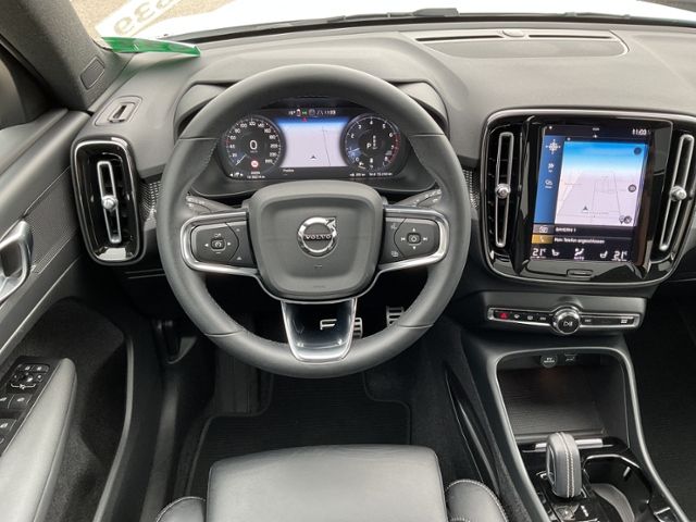 Volvo  R Design B4 AT 2WD 360° Leder Pano LED