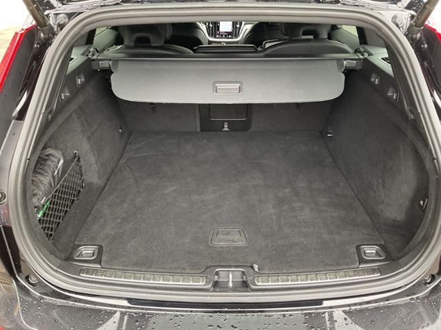 Volvo  T6 R Design Plug-In AWD AHK HUD Memorysitz