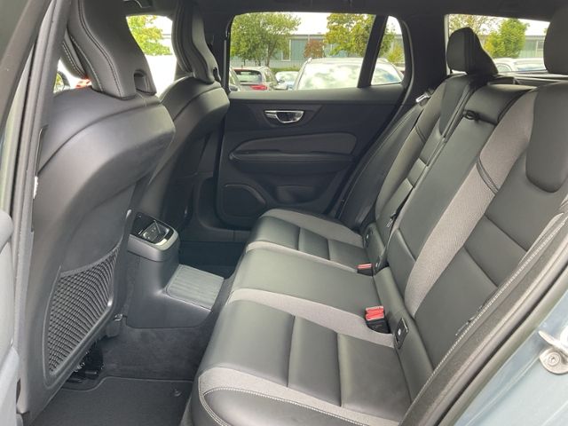 Volvo  T8 Plus Dark Plug-In AWD Kamera Google Navi