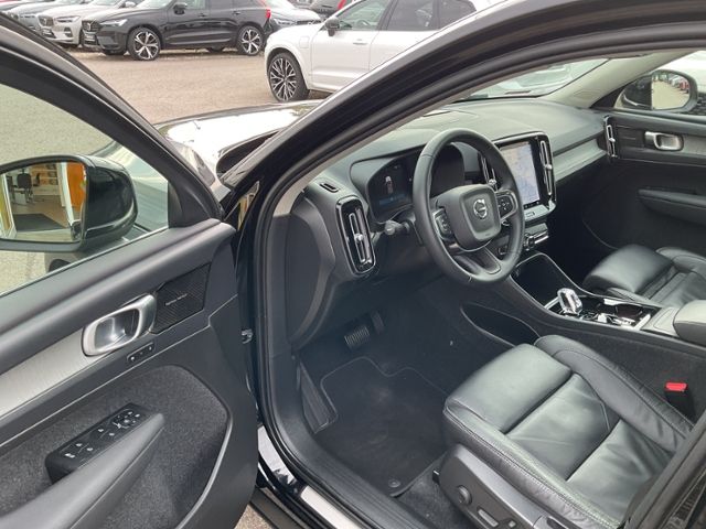 Volvo  B4 Plus Bright AWD AHK LEDER STANDHZ