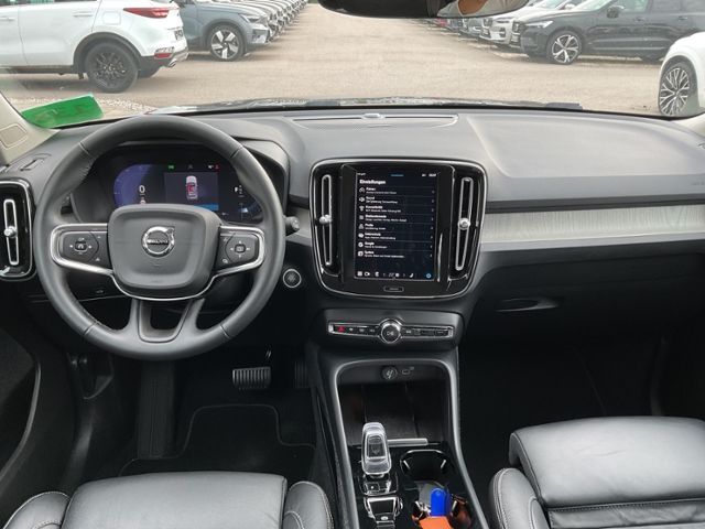 Volvo  B4 Plus Bright AWD AHK LEDER STANDHZ