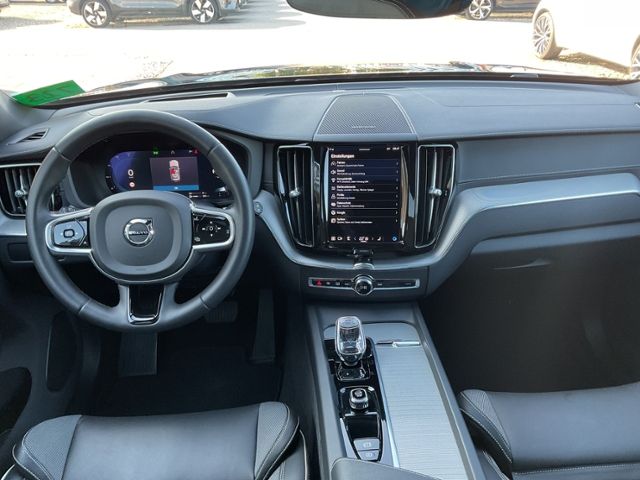 Volvo  T8 Ultimate Bright Plug-In AHK ACC PANO HUD