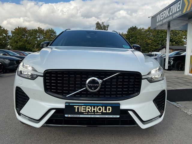 Volvo  B4 Plus Dark AWD ACC 360° Allwetterreifen