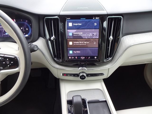 Volvo  B4 Plus Dark 2WD AT Google ACC HK Allwetter