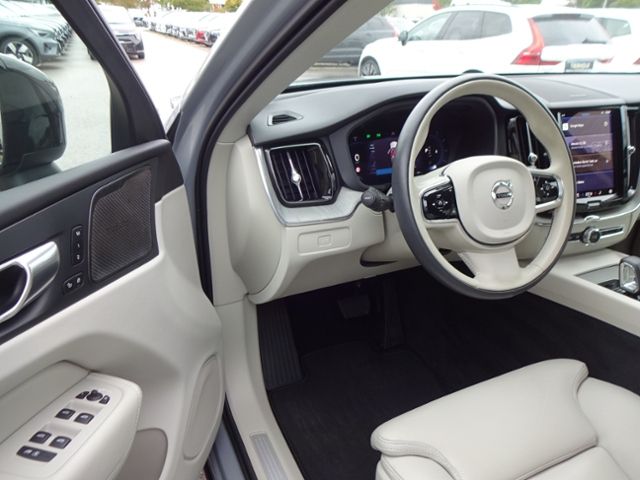 Volvo  B4 Plus Dark 2WD AT Google ACC HK Allwetter