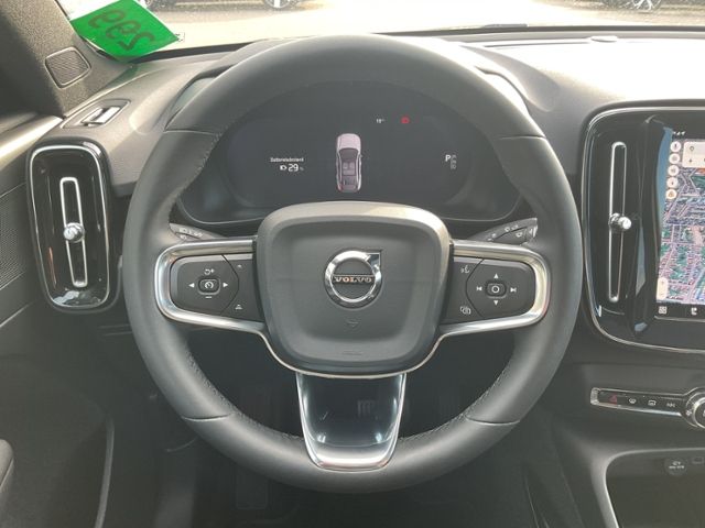 Volvo  Plus Single Ext. Range Electric 2WD AHK ACC
