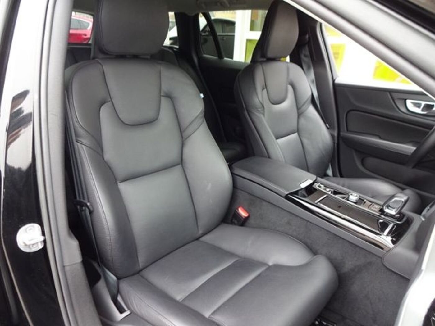 Volvo  T6 Plus Bright Plug-In AWD AHK ACC Google