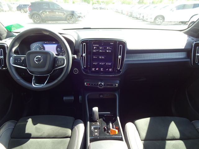 Volvo  T5 R Design Plug-In 2WD PANO Alcantara DAB