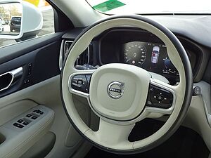Volvo  T6 Inscription Plug-In AWD PANO ACC Kamera