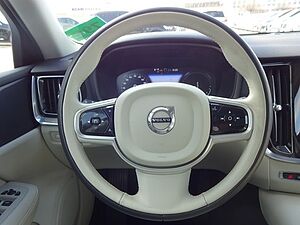 Volvo  T6 Inscription Plug-In AWD PANO ACC Kamera