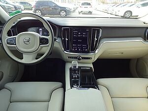 Volvo  T6 Inscription Plug-In AWD PANO ACC Kamera