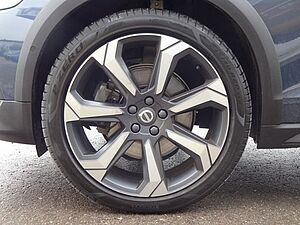Volvo  PRO B4 AHK AWD ACC Kamera Pano