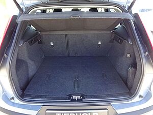 Volvo  T3 Momentum Core 2WD BLIS Navi Kamera