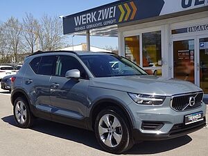 Volvo  T3 Momentum Core 2WD BLIS Navi Kamera