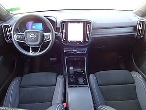Volvo  P8 Ultimate Pure Electric Twin Engin AWD ACC