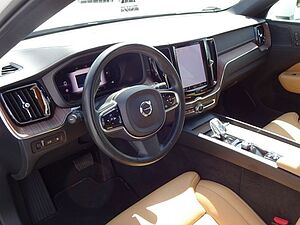 Volvo  T6 Inscription Plug-In ACC 360° PANO Google
