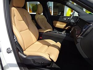 Volvo  T6 Inscription Plug-In ACC 360° PANO Google