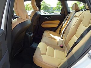 Volvo  T6 Inscription Plug-In ACC 360° PANO Google