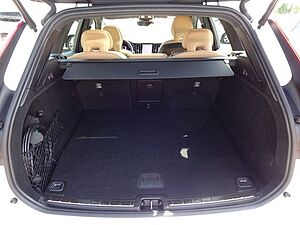 Volvo  T6 Inscription Plug-In ACC 360° PANO Google