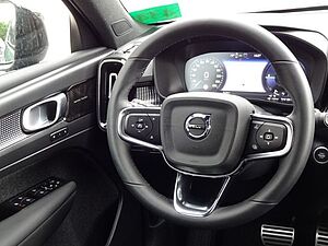 Volvo  T5 R Design Plug-In 2WD 360° Navi Standhz.