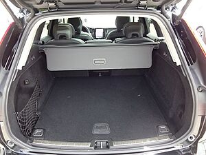 Volvo  B4 Ultimate Bright AWD ACC HUD PANO Google