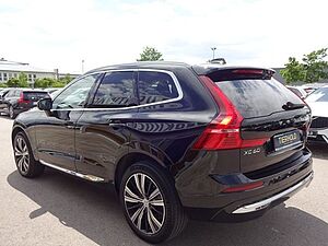 Volvo  B4 Ultimate Bright AWD ACC HUD PANO Google