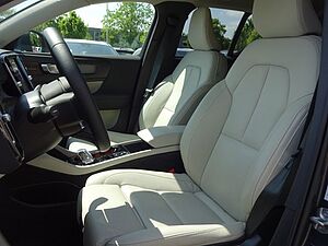Volvo  T5 Inscription Plug-In 2WD AHK Leder 360°