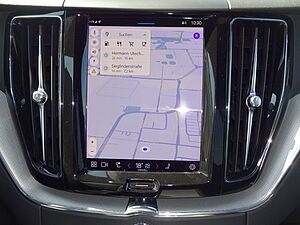 Volvo  B4 R Design 2WD 360° Google Memorysitz 19'