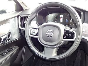 Volvo  T8 Inscription Plug-In AHK ACC HUD 360° B&W
