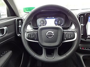 Volvo  T4 Inscription Plug-In 2WD AHK Pano 360°