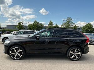 Volvo  B4 Plus Dark 2WD ACC 360° PANO Google