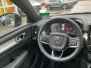 Volvo  T4 Core Plug-In 2WD AHK 360° Navi Keyless