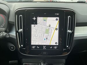 Volvo  T4 Core Plug-In 2WD AHK 360° Navi Keyless
