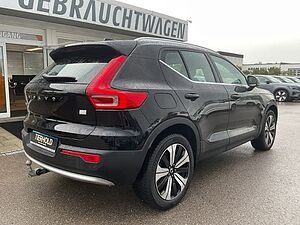 Volvo  T4 Core Plug-In 2WD AHK 360° Navi Keyless