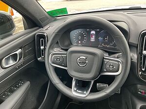 Volvo  T5 R Design Plug-In 2WD Pano AHK ACC 360°