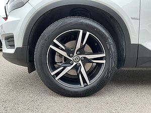 Volvo  R Design B4 AT 2WD 360° Leder Pano LED