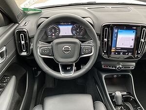 Volvo  R Design B4 AT 2WD 360° Leder Pano LED