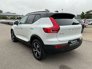 Volvo  R Design B4 AT 2WD 360° Leder Pano LED