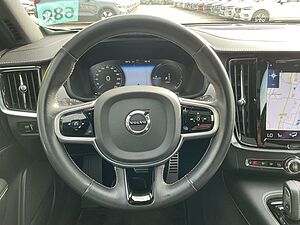 Volvo  T8 R Design Plug-In AWD AHK PANO ACC