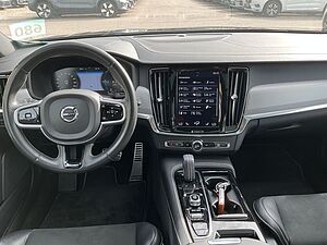 Volvo  T8 R Design Plug-In AWD AHK PANO ACC