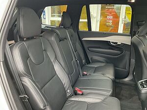 Volvo  B5 R Design AHK LUFTFW PANO STANDHZ ACC