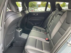 Volvo  T8 Plus Dark Plug-In AWD Kamera Google Navi