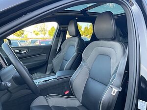 Volvo  T8 Ultimate Bright Plug-In AHK ACC PANO HUD
