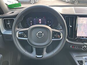 Volvo  B4 Plus Dark AWD ACC 360° Allwetterreifen