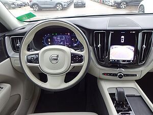Volvo  B4 Plus Dark 2WD AT Google ACC HK Allwetter