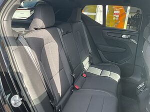 Volvo  Core Pure Electric Single 2WD Kamera Google