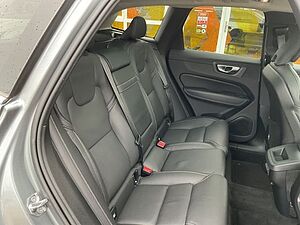 Volvo  B5 Inscription AWD AHK PANO 360° Massage HK