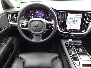 Volvo  T6 Plus Bright Plug-In AWD AHK ACC Google