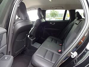 Volvo  T6 Plus Bright Plug-In AWD AHK ACC Google